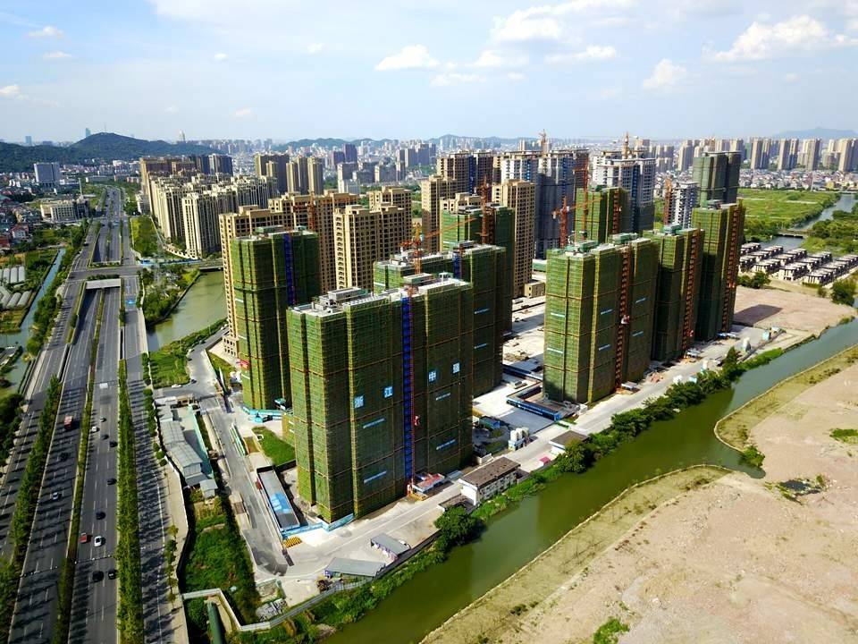 开源证券：广州成功落地房票安置，或将加速城中村改造进度