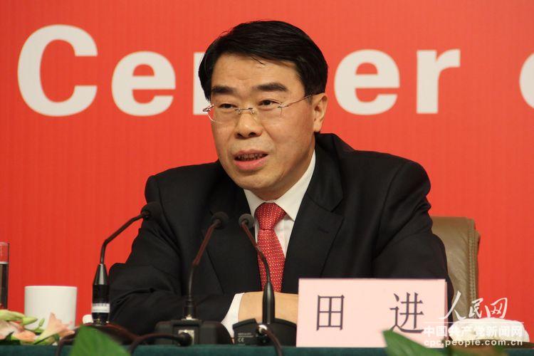 国家市场监管总局局长罗文：今年将集中整治涉企乱收费乱罚款