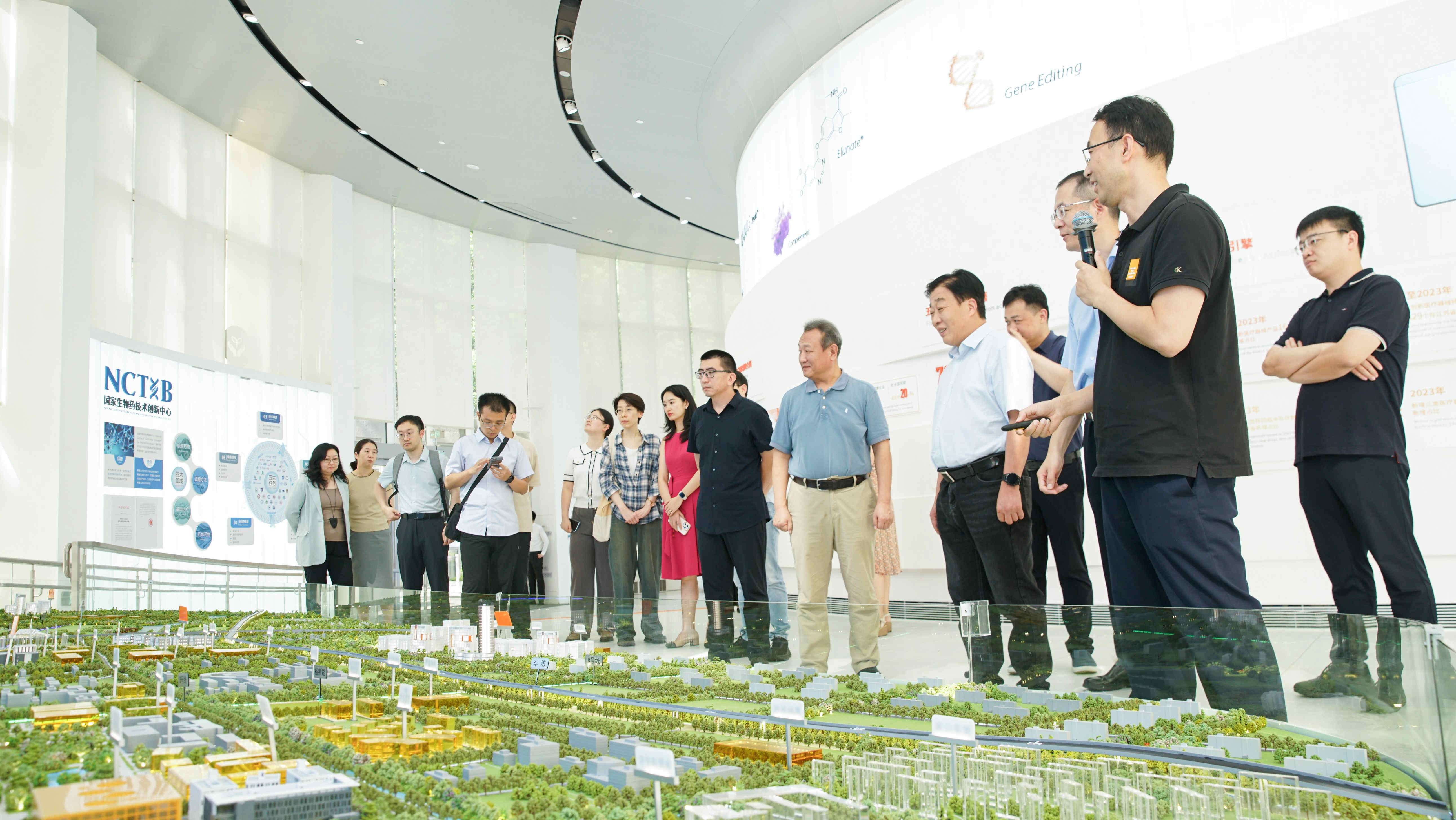 产业成果不断涌现 量子科技商业化望提速