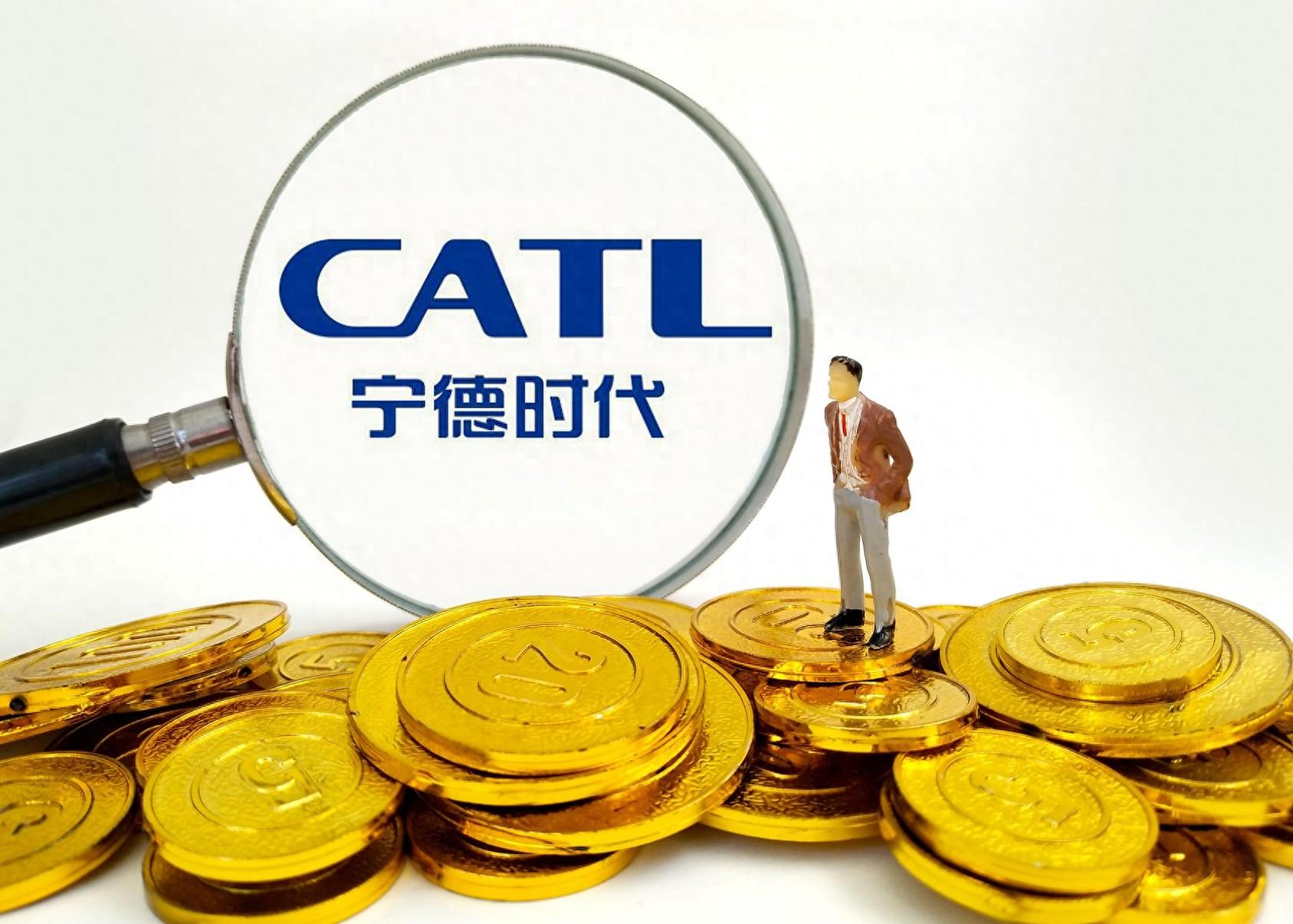 宁德时代大宗交易成交2.72亿元