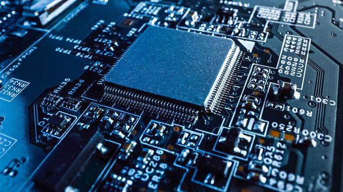 产能利用率下滑 存货周转率低于同行 思锐光学产能未饱和仍扩产近三倍