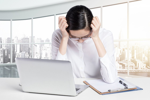 时代万恒2024年电池业务面临多重挑战 今年经营目标实现营收5.3亿元