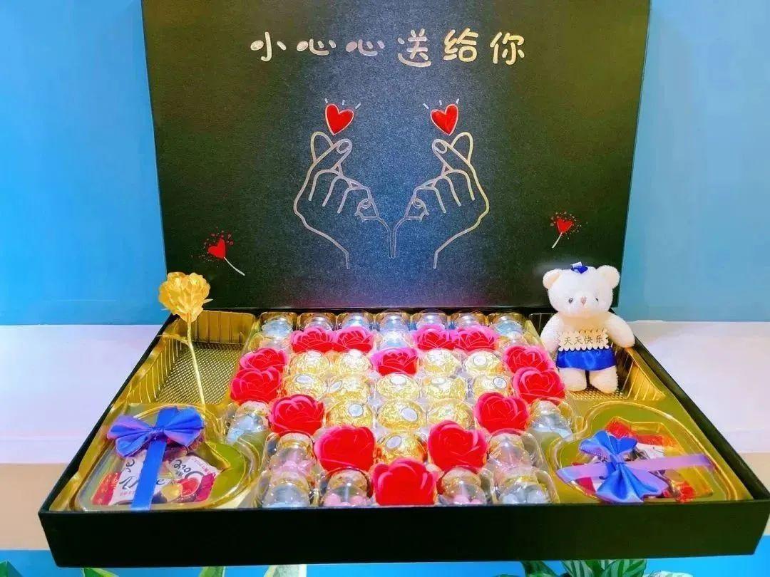 极智嘉赴港IPO：大股东IPO前半价出让股份，AMR设备单价持续走低