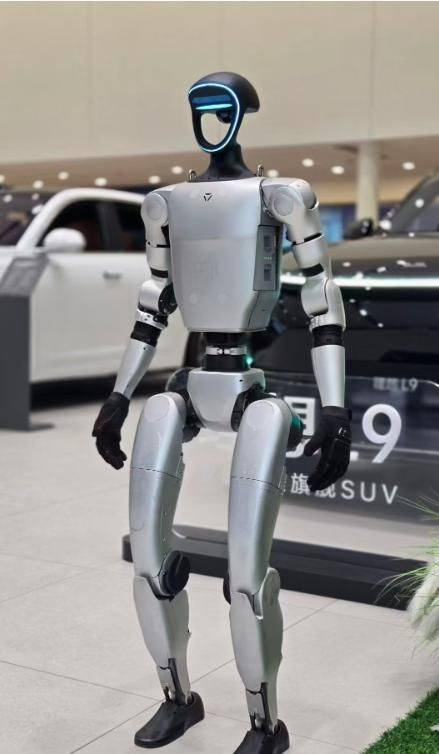 长安汽车:预计今年底长安飞行汽车将完成试飞 2027年前发布人形机器人产品