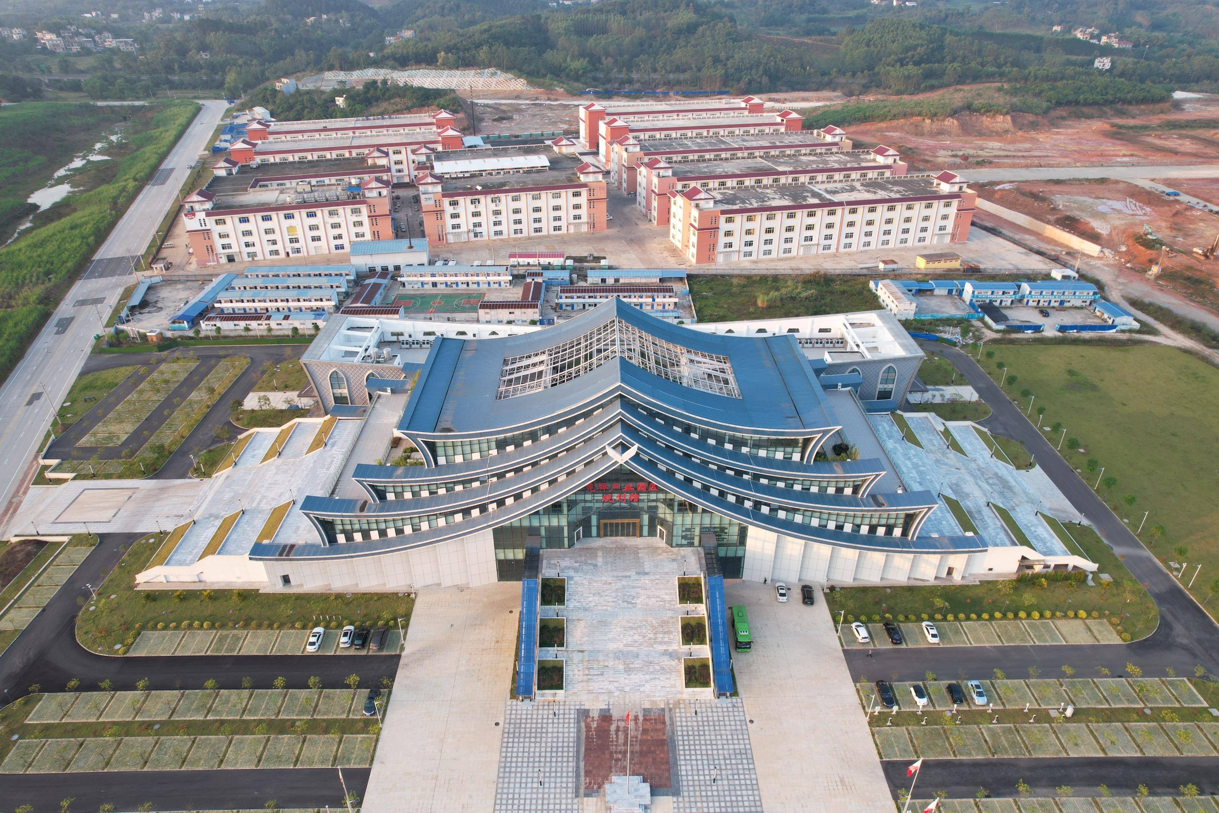 深圳：深入实施“星耀鹏城行动”计划 支持符合条件的培育库企业登陆境内外资本市场