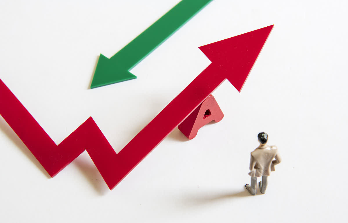 电子行业今日净流出资金225.94亿元,中芯国际等56股净流出资金超亿元