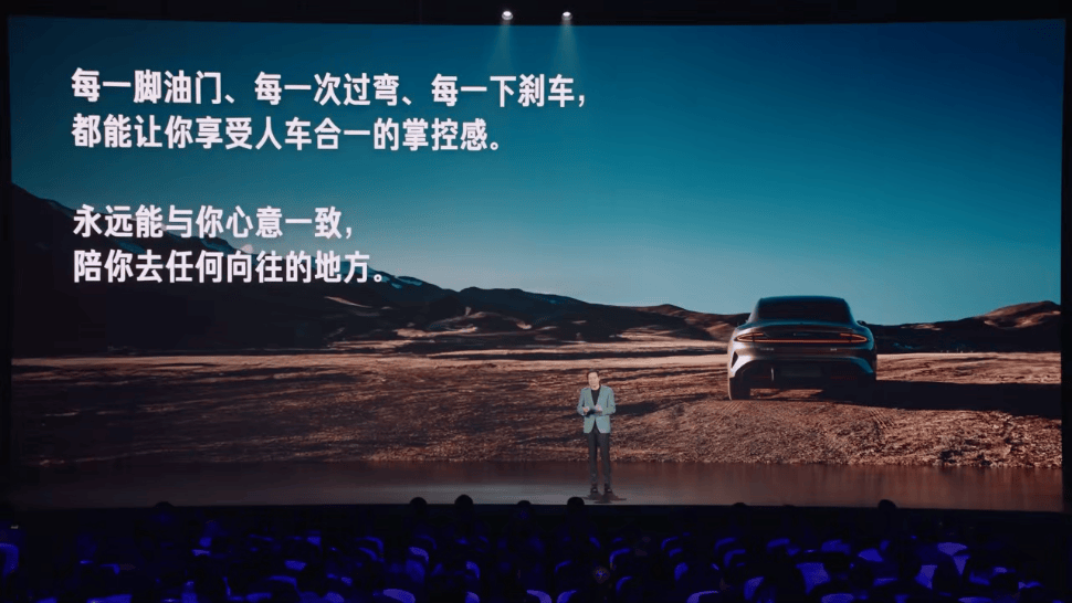 【财闻联播】23.9万辆！特斯拉宣布召回！北约启动2025年最大规模军演