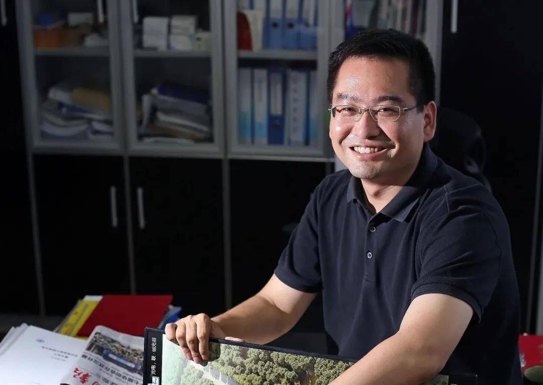 从“宏大叙事”到“一地鸡毛”!新消费的估值杀到位了吗?