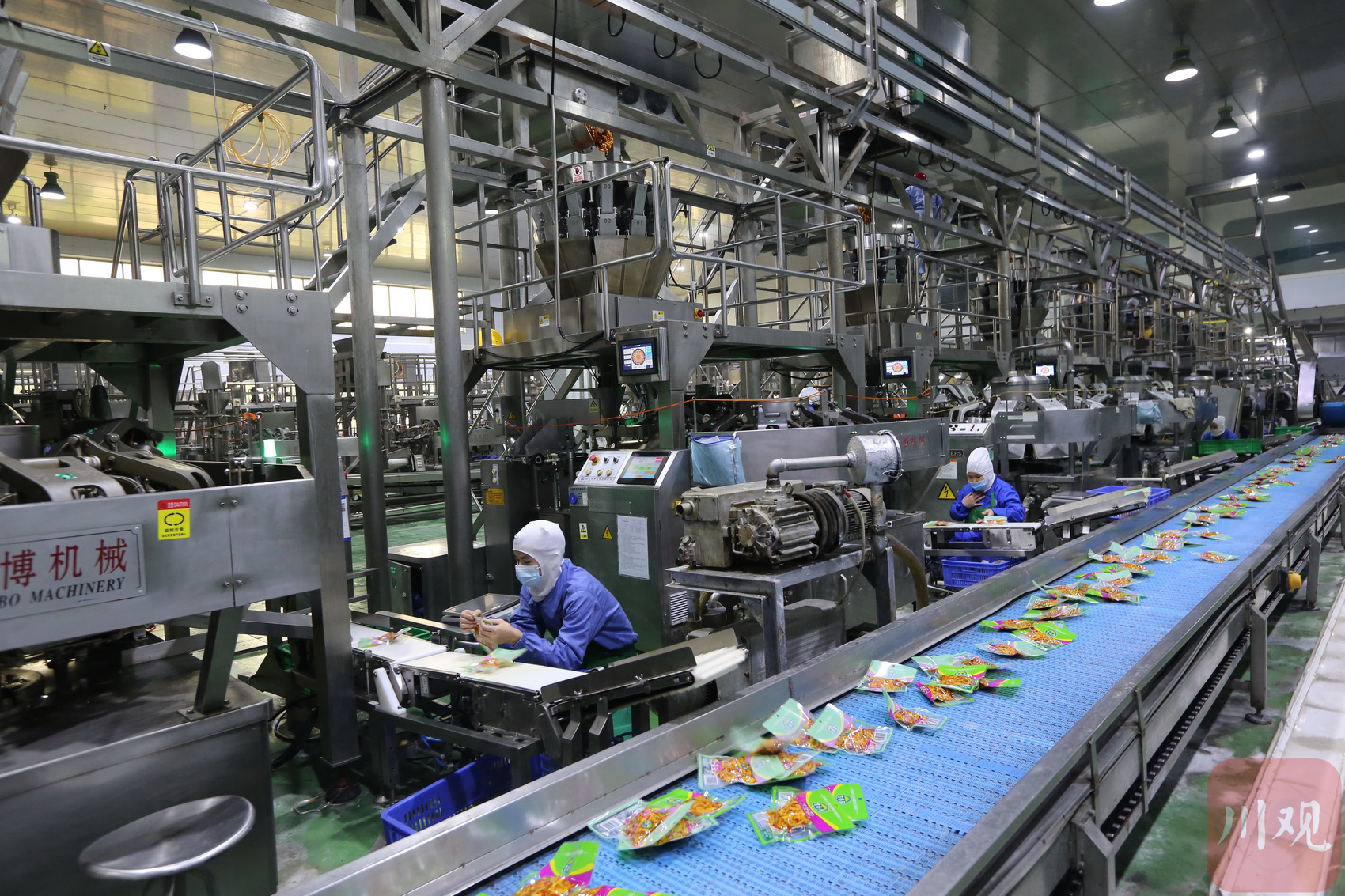 万辰集团冲刺“A+H”：前任董事长风波后，如何重启门店扩张引擎？